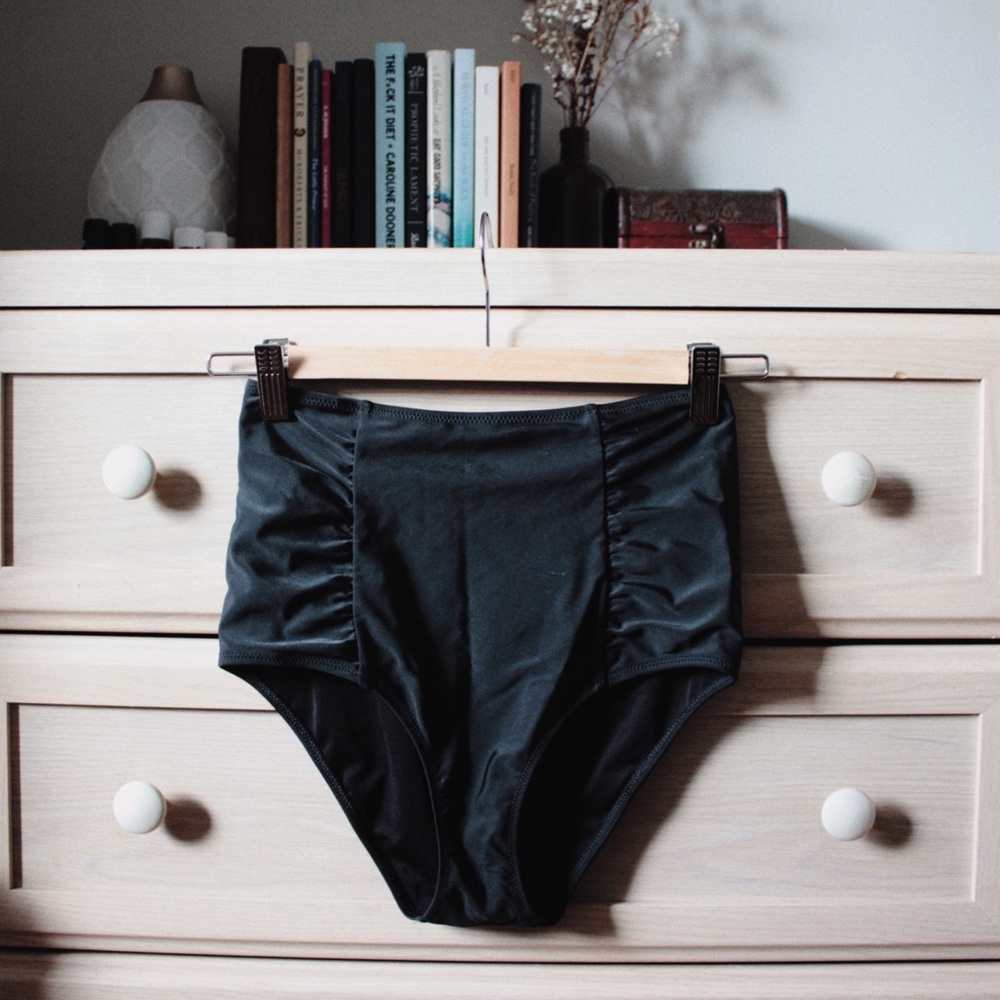High waisted swim bottoms